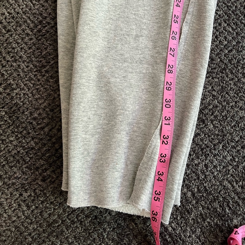 Urban Outfitters Gray Sweatpants with Elastic Waistband - Picture 2 of 4